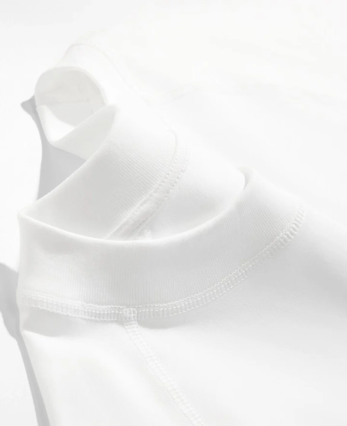 Camiseta One More Watch Engraç - Vintage Collectibles And More avaliação e preço
